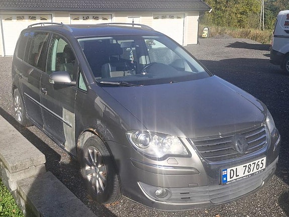 Volkswagen Touran 3 of 13