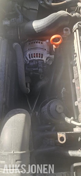 Volkswagen Touran 10 of 13
