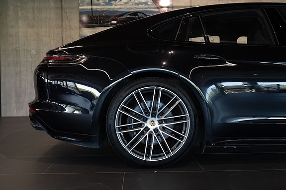 Porsche Panamera 28 of 29