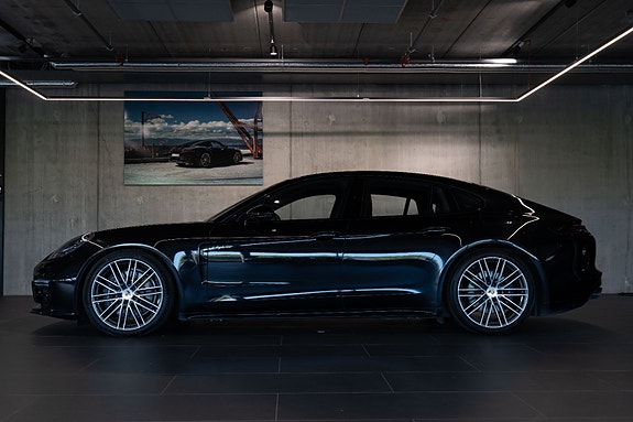 Porsche Panamera 2 of 29