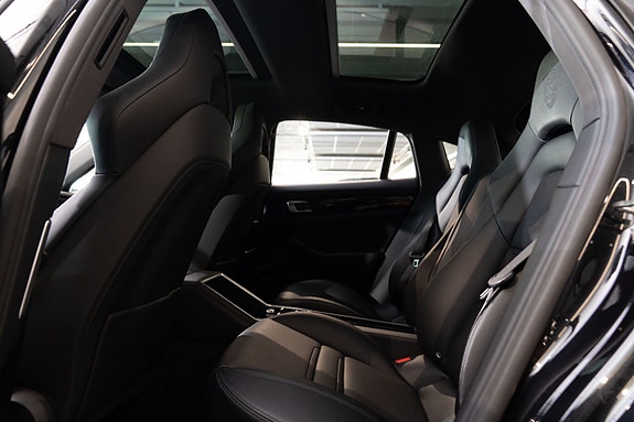 Porsche Panamera 11 of 29