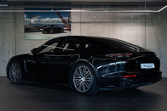 Porsche Panamera 3 of 29