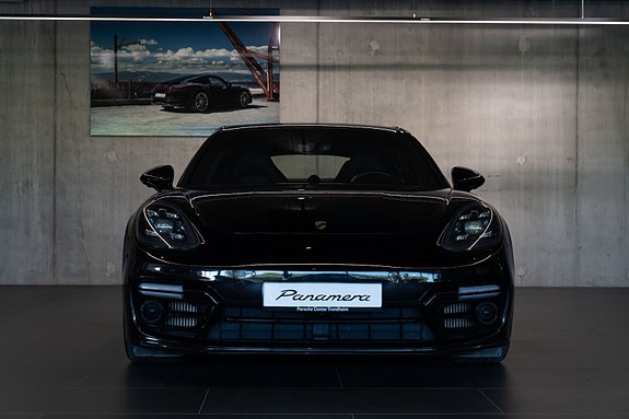 Porsche Panamera 8 of 29