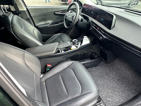 Kia EV6 11 of 25
