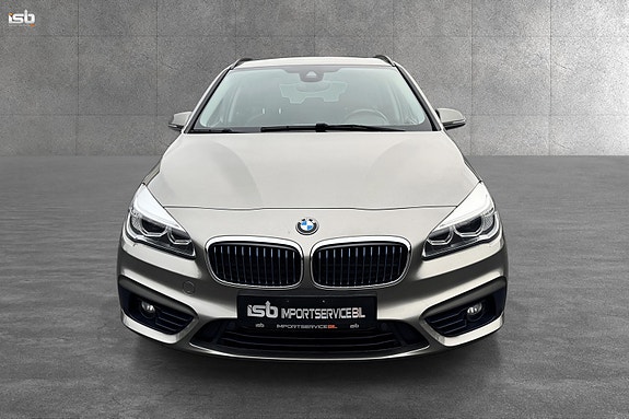 BMW 225xe 5 of 28