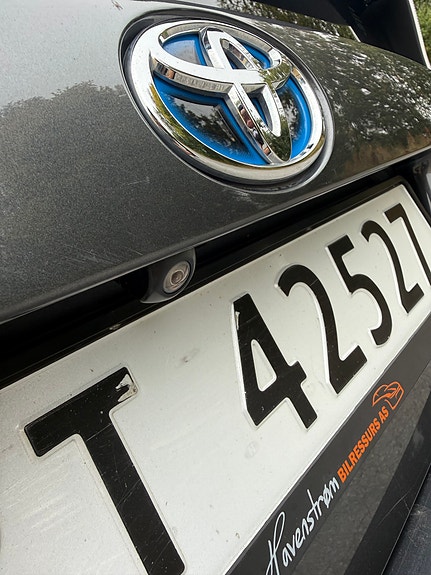 Toyota Prius 18 of 30