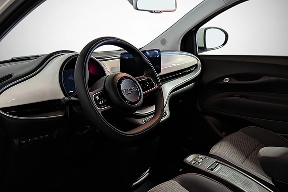 Fiat 500e 12 of 24