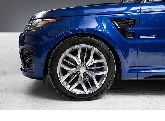 Land Rover Range Rover 7 of 30