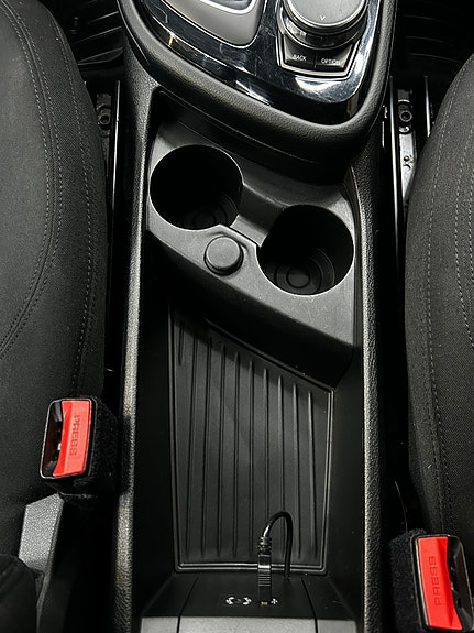 BMW 225xe 22 of 30