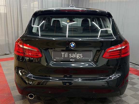 BMW 225xe 5 of 30