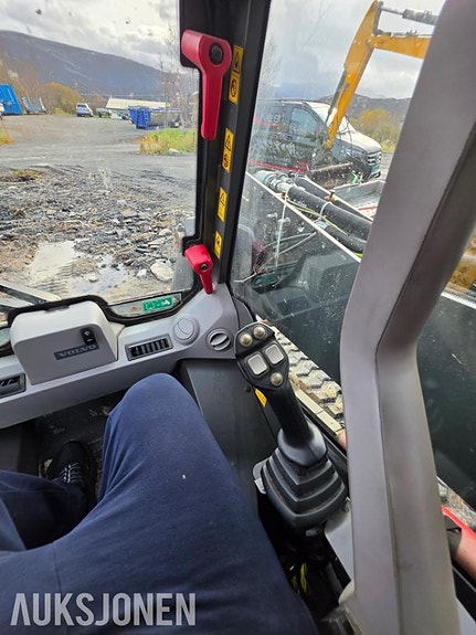Volvo MTC 125C 4 of 8