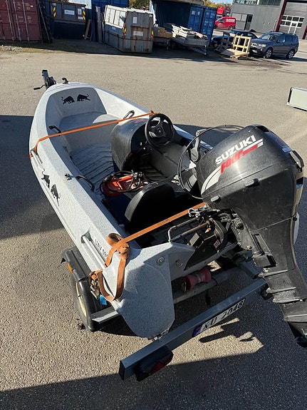 River 290XR m/ henger selges 4 of 4
