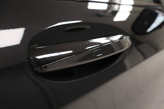 Mercedes-Benz S400 d 14 of 30