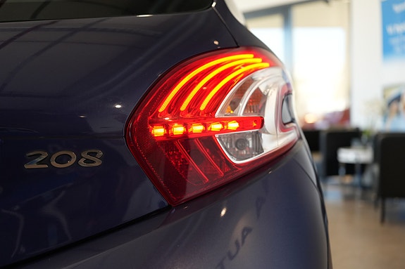 Peugeot 208 10 of 23