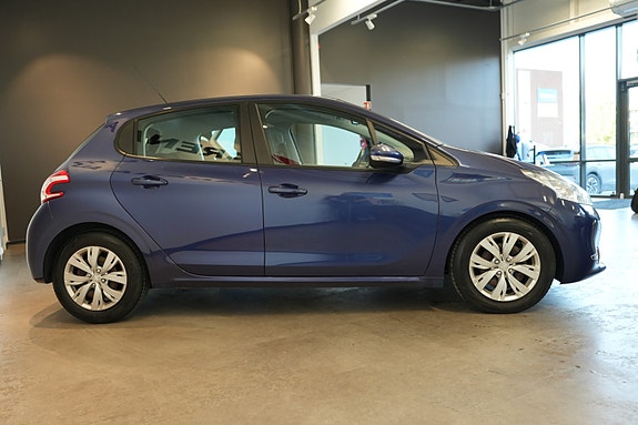 Peugeot 208 6 of 23