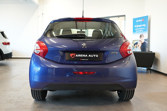 Peugeot 208 4 of 23