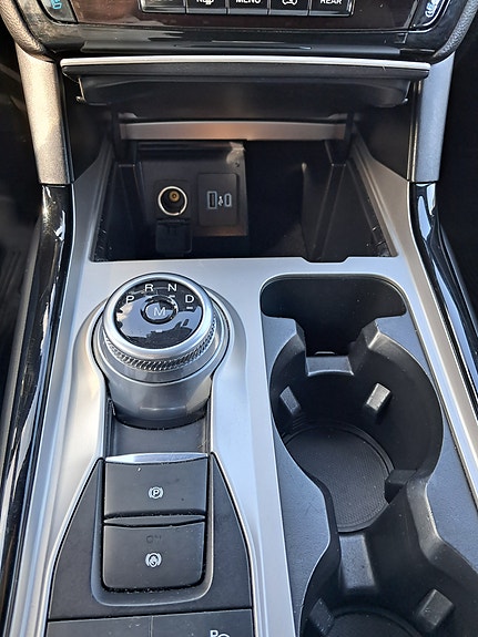Ford Explorer 18 of 30