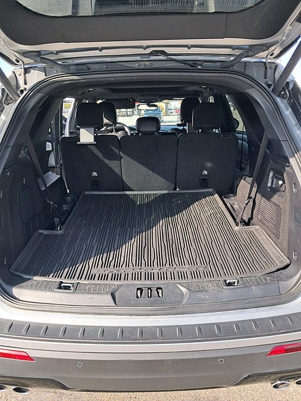 Ford Explorer 26 of 30