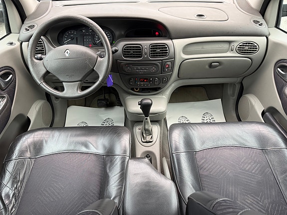 Renault Megane 20 of 30
