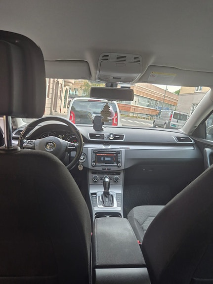 Volkswagen Passat 7 of 8