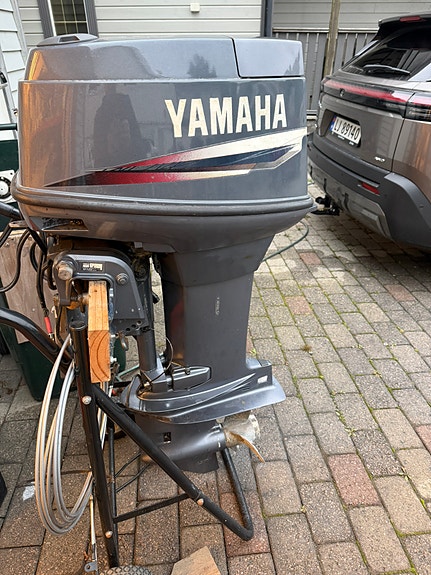 Yamaha 40 VEO Lang stamme 2 of 7