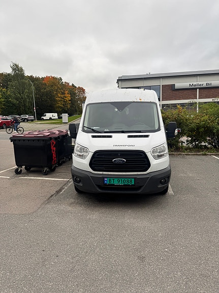 Ford Transit 350 L3 Van 2 of 5