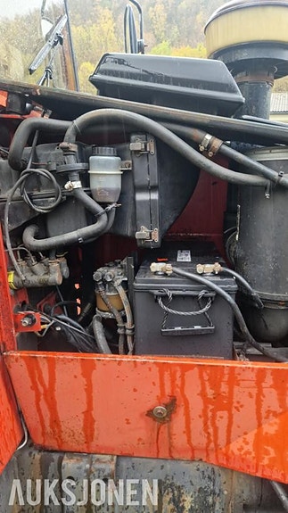 Valtra 605 TURBO - MVA FRI TRAKTOR MED ORKEL FRES 16 of 19