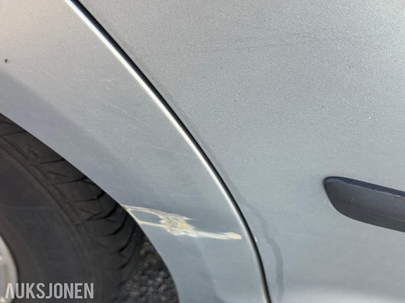 Volkswagen Golf Plus 24 of 30