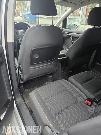 Volkswagen Touran 18 of 22
