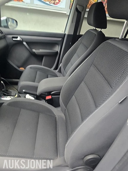 Volkswagen Touran 21 of 22