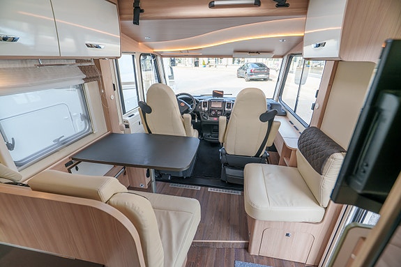 Bürstner Lyseo 728 m/Alde 150 hk. aut. 15 of 25