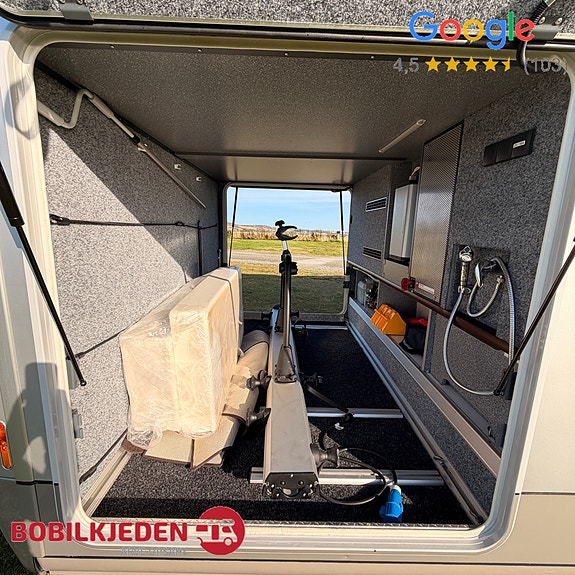Carthago Chic S-Plus I 64 QB || Iveco | Alde | Hydr. labber | Toalettank | Bakhjulsdrift 13 of 30