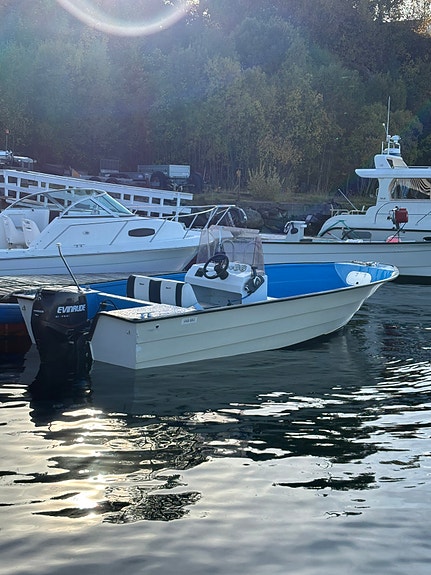 Teinebåt 18 fot med Evinrude e-tec 75 HK selges 6 of 10