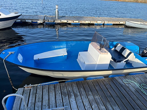 Teinebåt 18 fot med Evinrude e-tec 75 HK selges 4 of 10