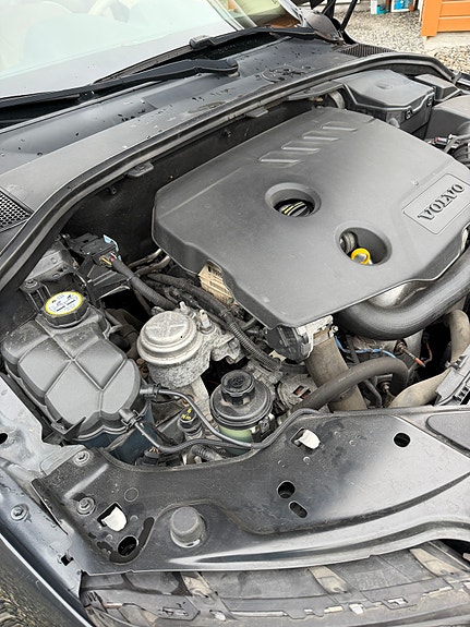 Volvo V70 6 of 9