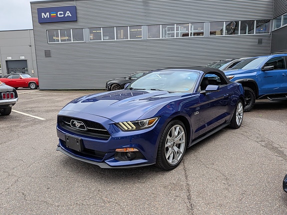 Ford Mustang 8 of 30
