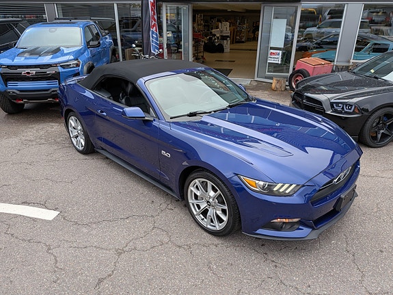 Ford Mustang 11 of 30