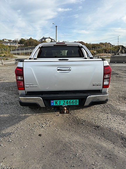 Isuzu D-max 6 of 16