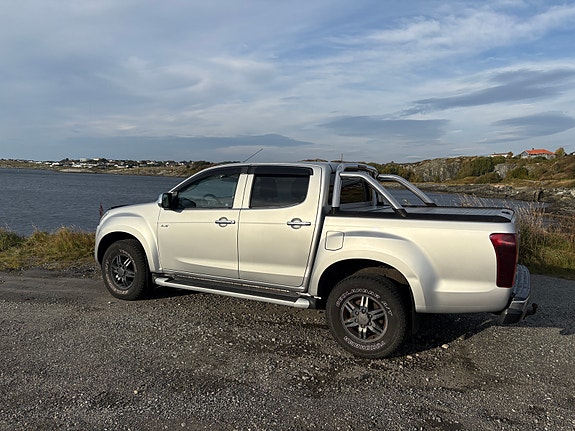 Isuzu D-max 3 of 16