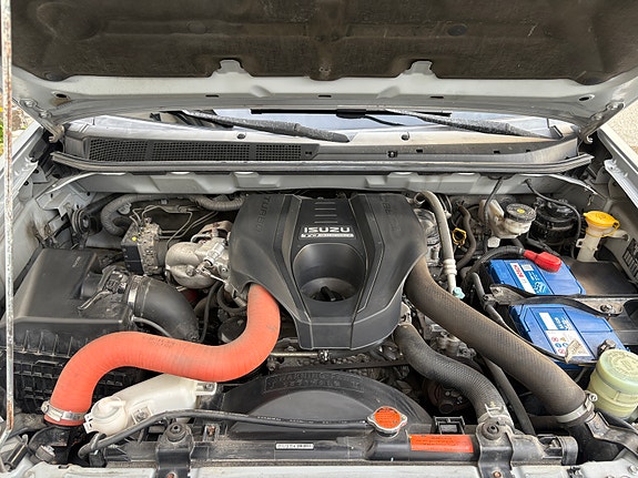 Isuzu D-max 16 of 16