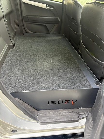 Isuzu D-max 13 of 16