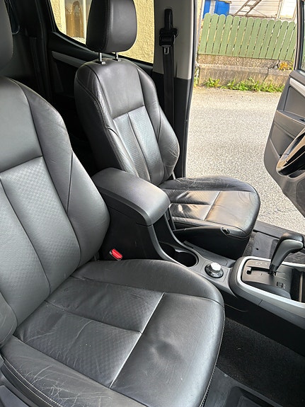 Isuzu D-max 7 of 16