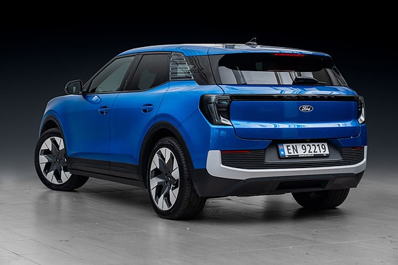 Ford Explorer 6 of 30