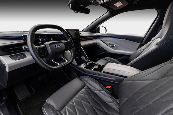 Ford Explorer 26 of 30