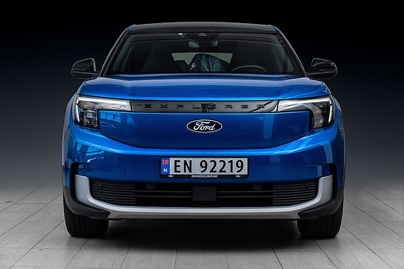 Ford Explorer 3 of 30