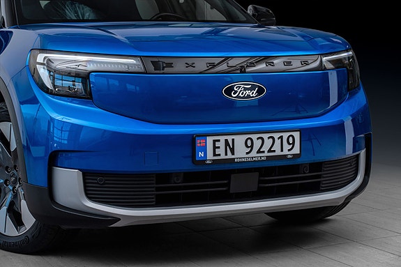 Ford Explorer 2 of 30
