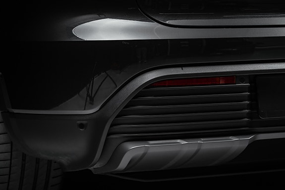 Porsche Macan 22 of 30