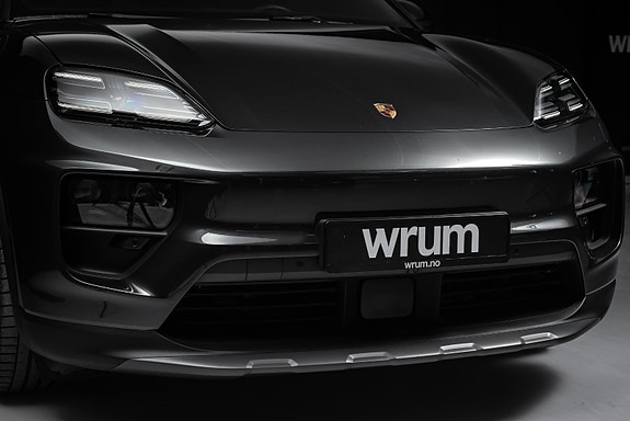 Porsche Macan 10 of 30