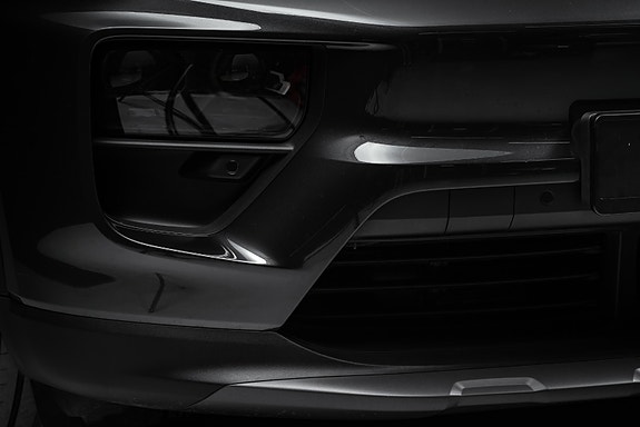 Porsche Macan 9 of 30