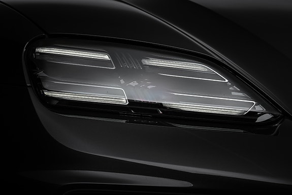 Porsche Macan 8 of 30